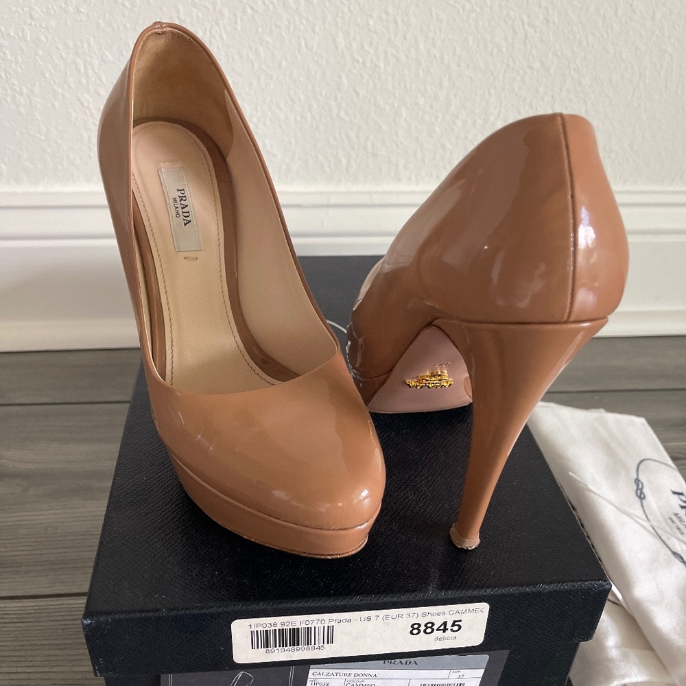 100% Auth Prada Heels Platform Pumps 37 Tan Patent